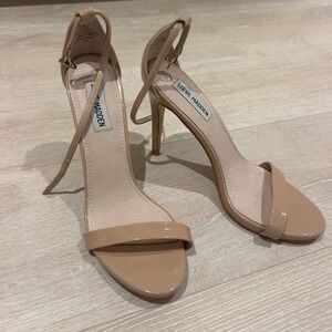 Steve Madden Stecy‎ Nude Patent Ankle Strap Stiletto Heel Sandals Mens 8.5M Tan
